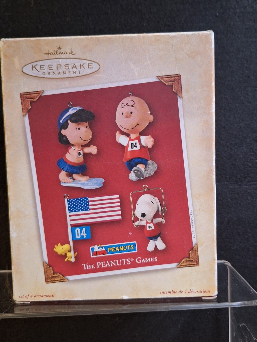 Hallmark Keepsake The Peanuts Games Ornament Set Charlie Brown Lucy Snoopy Flag